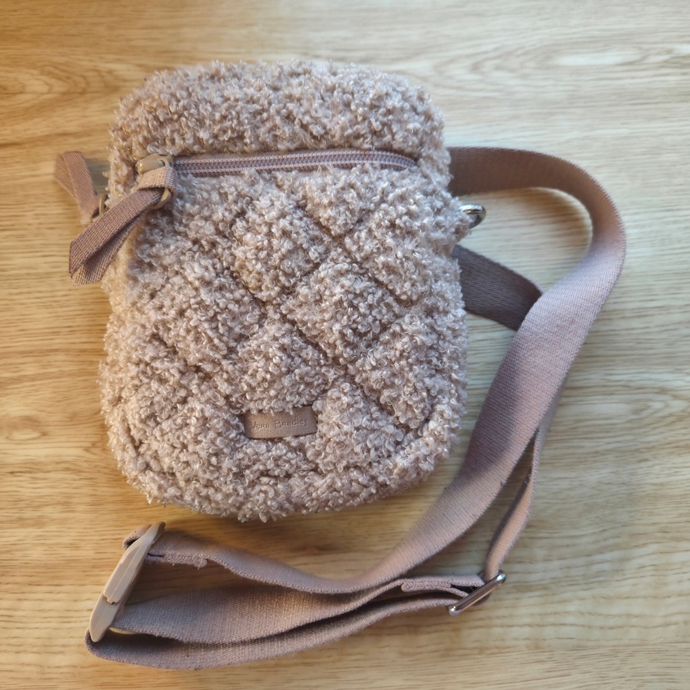 Vera Bradley Teddy Fleece Sherpa small convertible crossbody/ belt bag - Picture 1 of 3